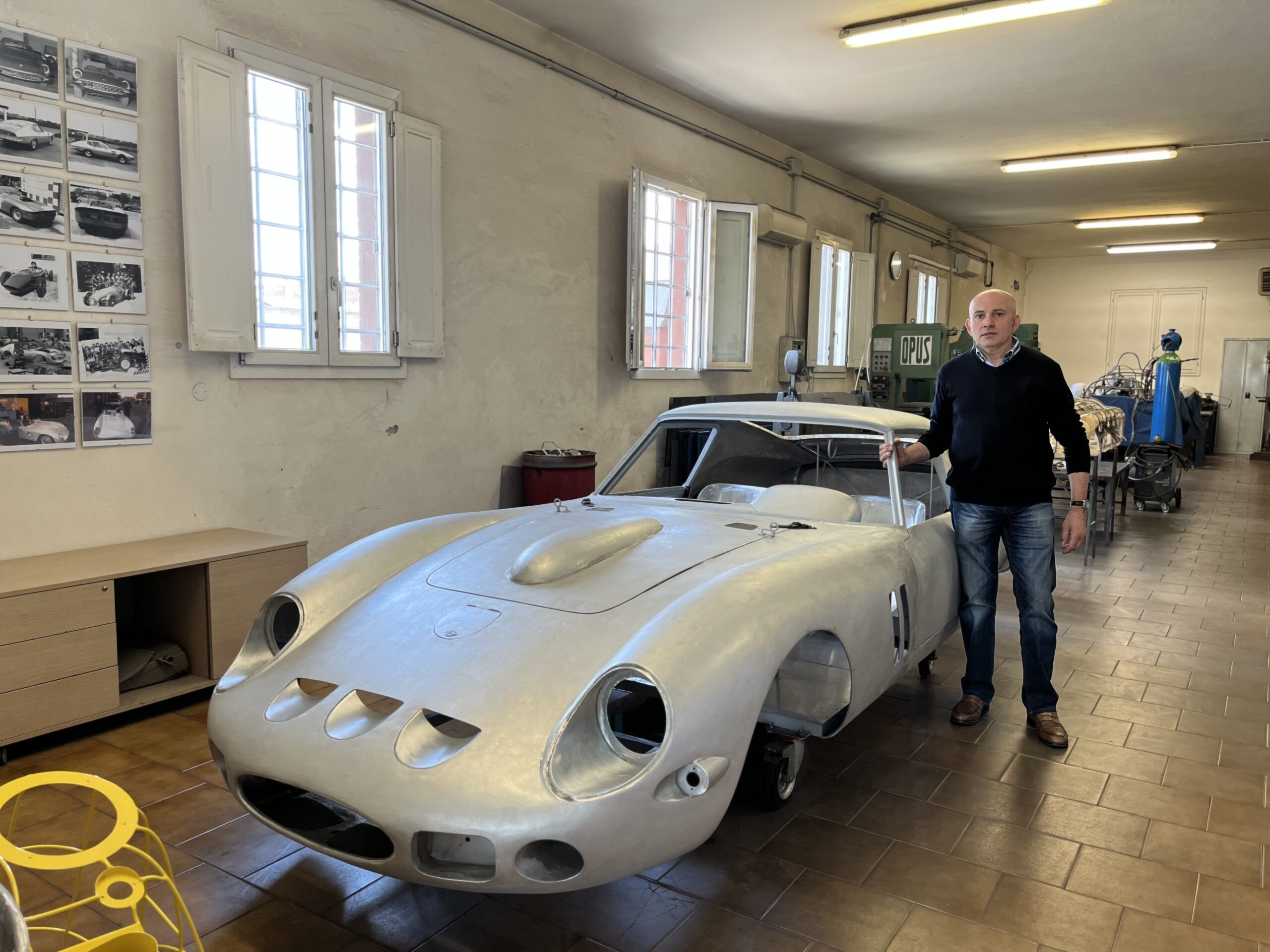 250 GTO Series I alloy body by Stefano Allegretti For Sale