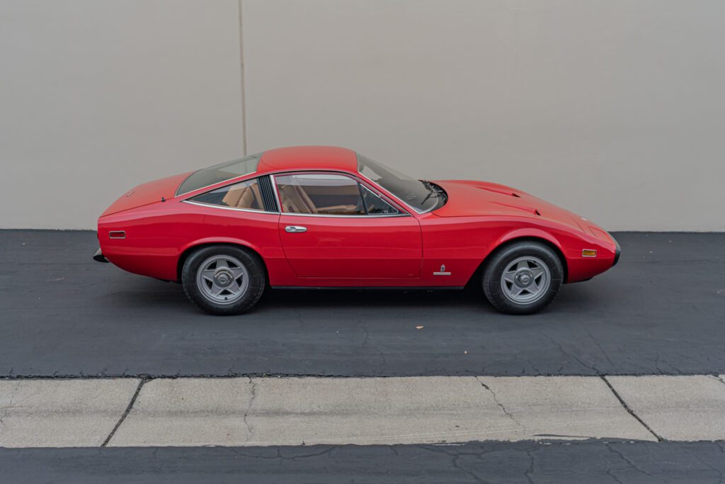 1972 Ferrari 365 GTC/4 #15787 | Exterior View 2