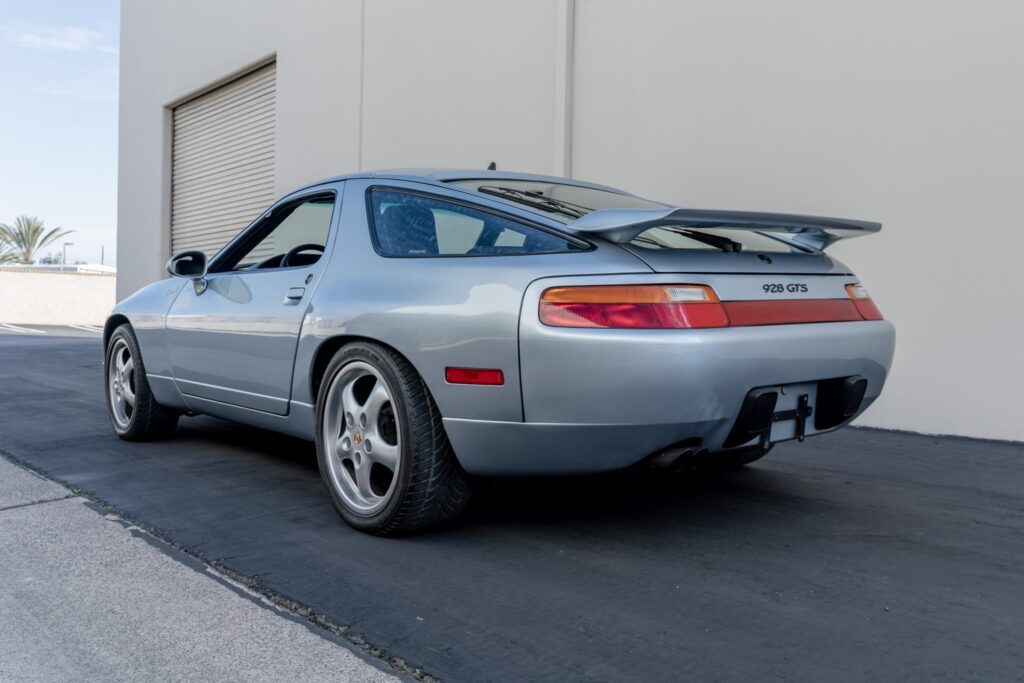 1995 Porsche 928 GTS #820114 | Exterior View 2