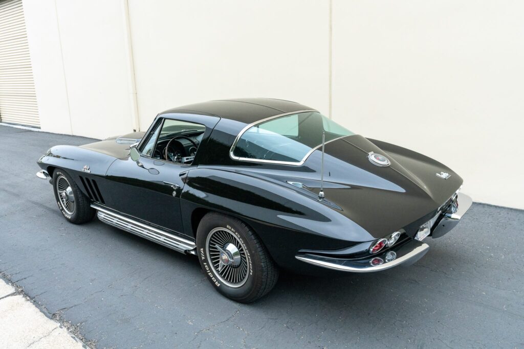 1966 Corvette Stingray 427 4-speed #109631 | Exterior View 1