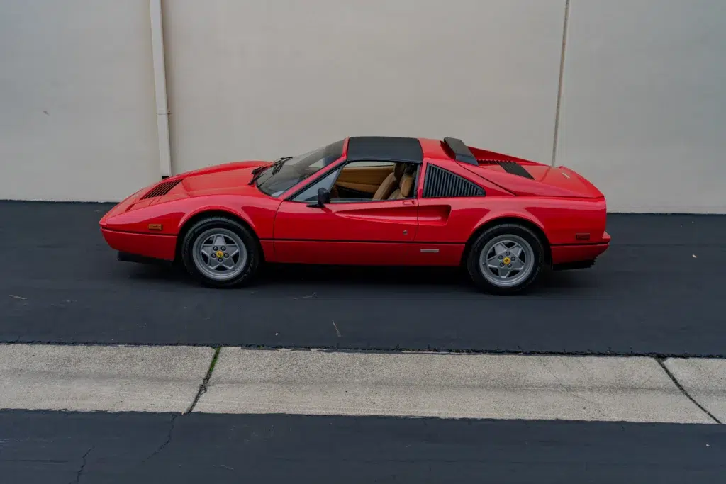 1989 Ferrari 328 GTS #79463 | Exterior View 1