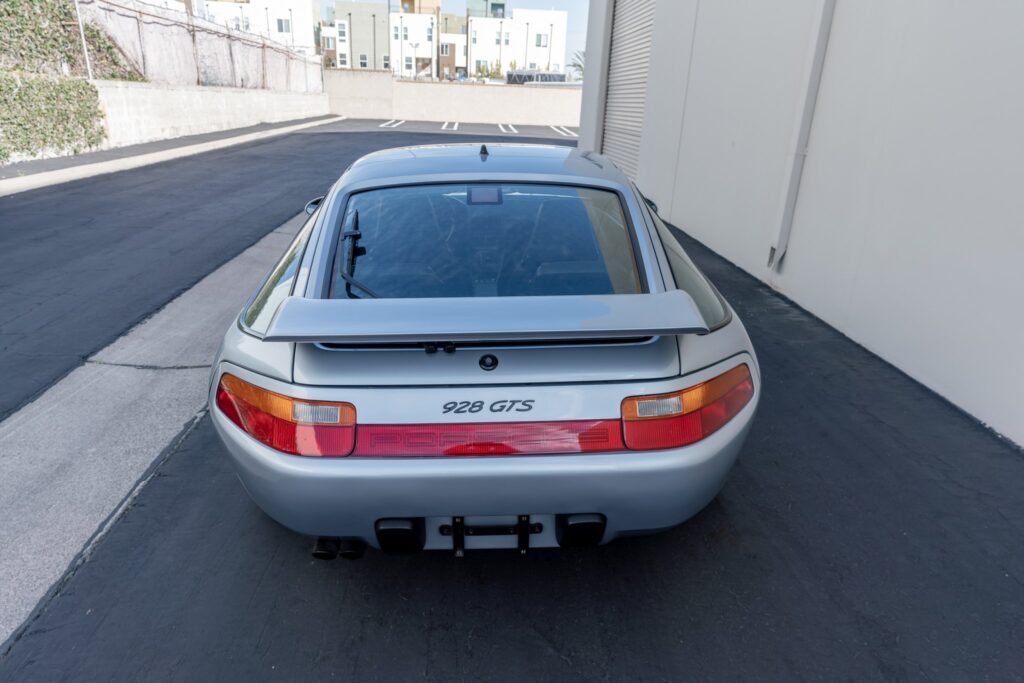 1995 Porsche 928 GTS #820114 | Exterior View 5