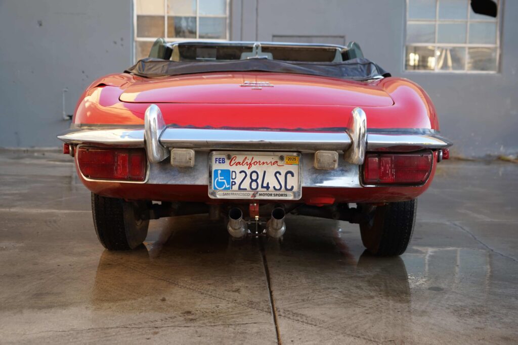1969 Jaguar XKE Roadster #1R7437 | Exterior View 18