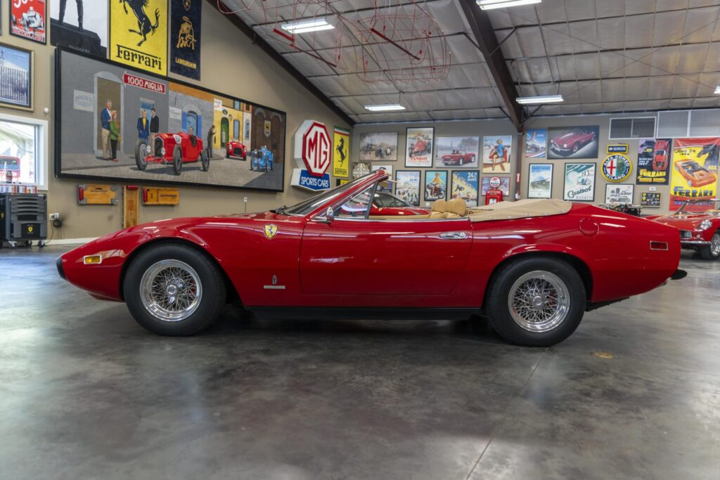 1972 Ferrari 365GTC/4 Convertible | Exterior View 25
