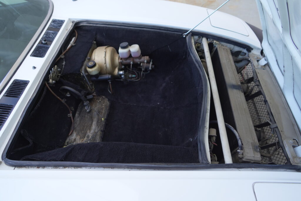 1973 De Tomaso Pantera #4392 | Exterior View 12