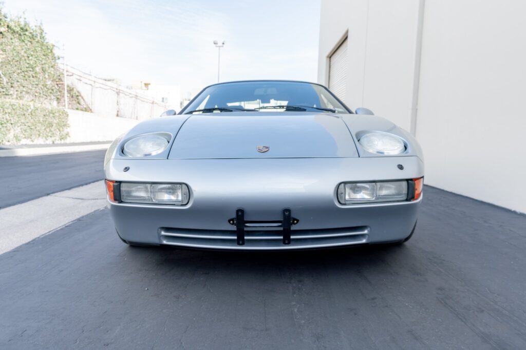 1995 Porsche 928 GTS #820114 | Exterior View 12
