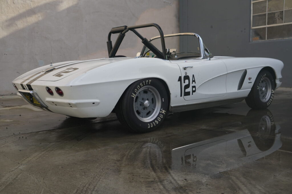 1962 Fuel Injected Corvette #106315 | Exterior View 38