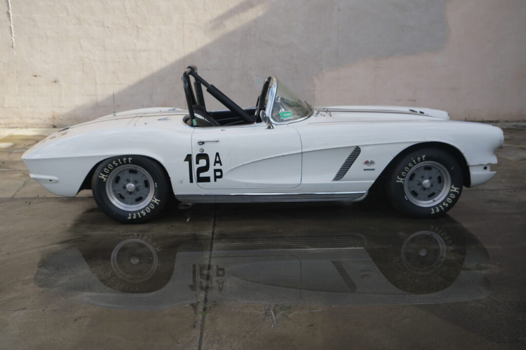 1962 Fuel Injected Corvette #106315 | Exterior View 39