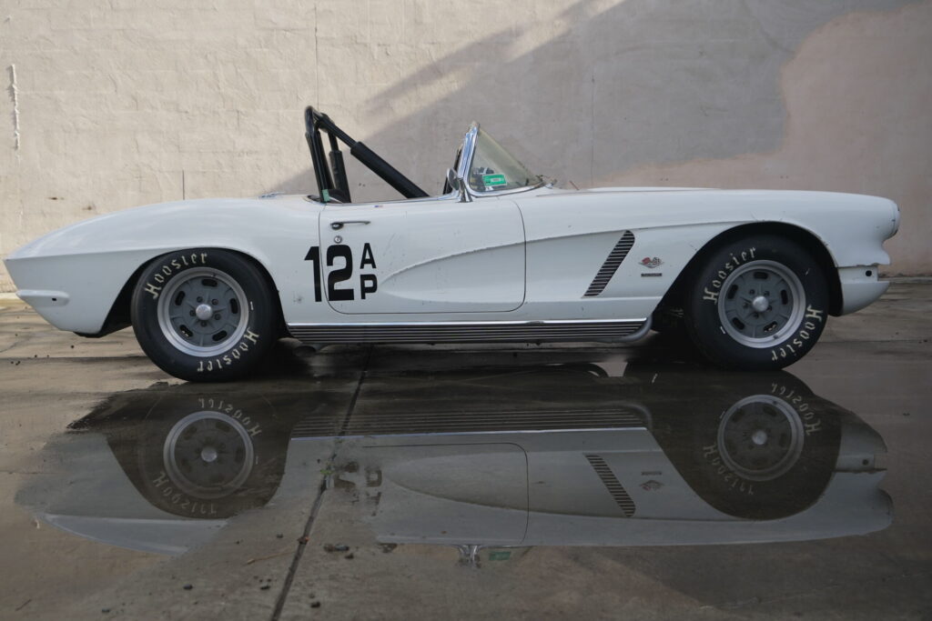 1962 Fuel Injected Corvette #106315 | Exterior View 40