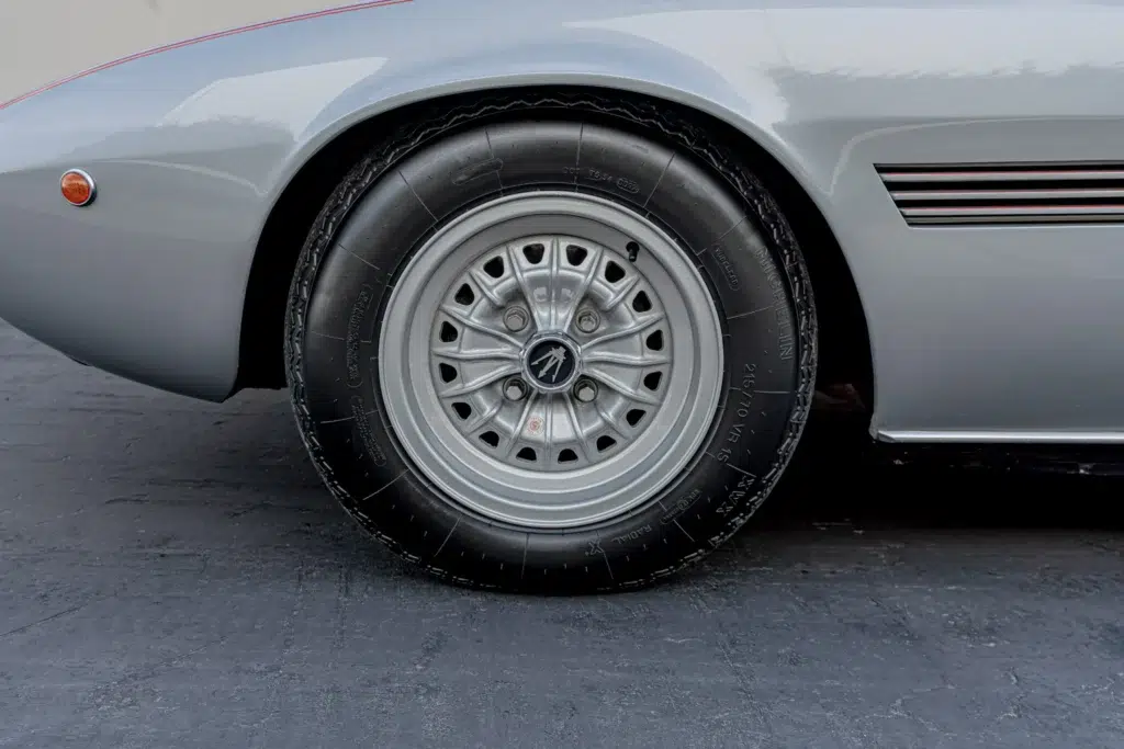 Frank Sinatra’s 1970 Maserati Ghibli Coupe #1564 | Exterior View 19