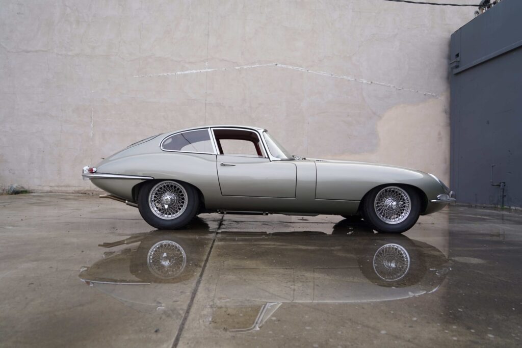 1965 Jaguar XKE Coupe #31588 | Exterior View 48