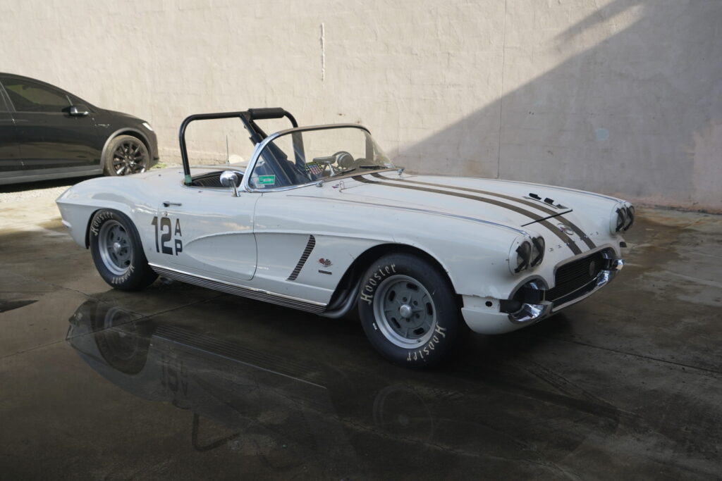 1962 Fuel Injected Corvette #106315 | Exterior View 42
