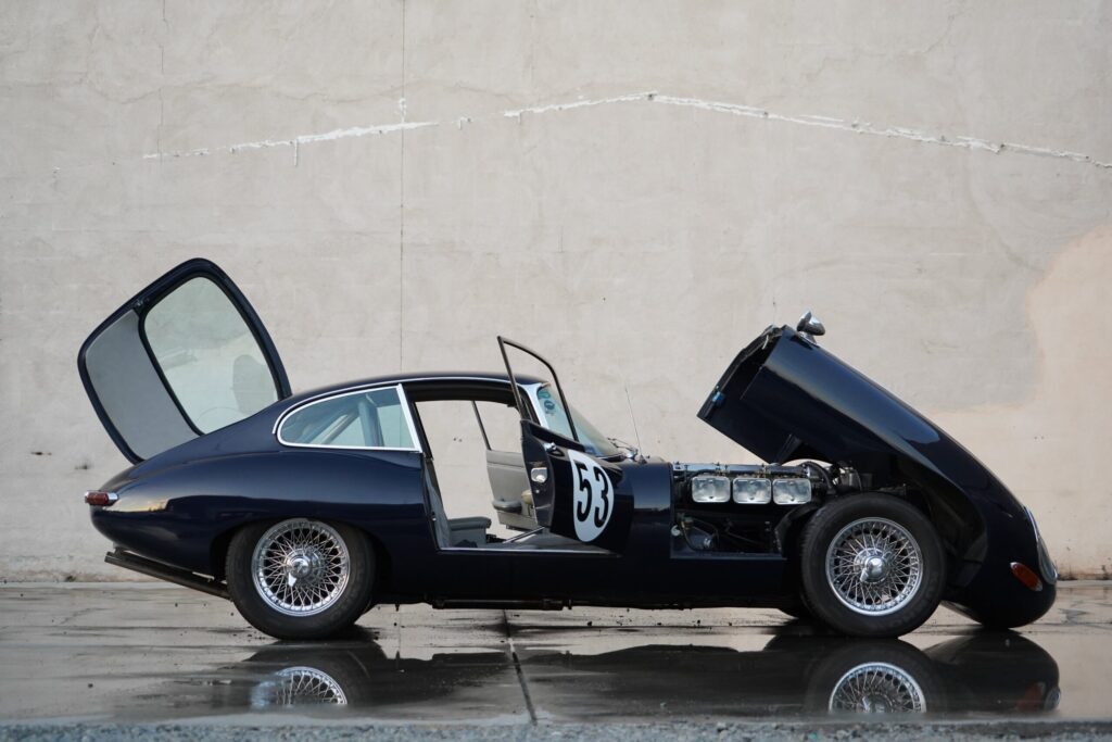1967 Jaguar XKE Coupe #34054 | Exterior View 7