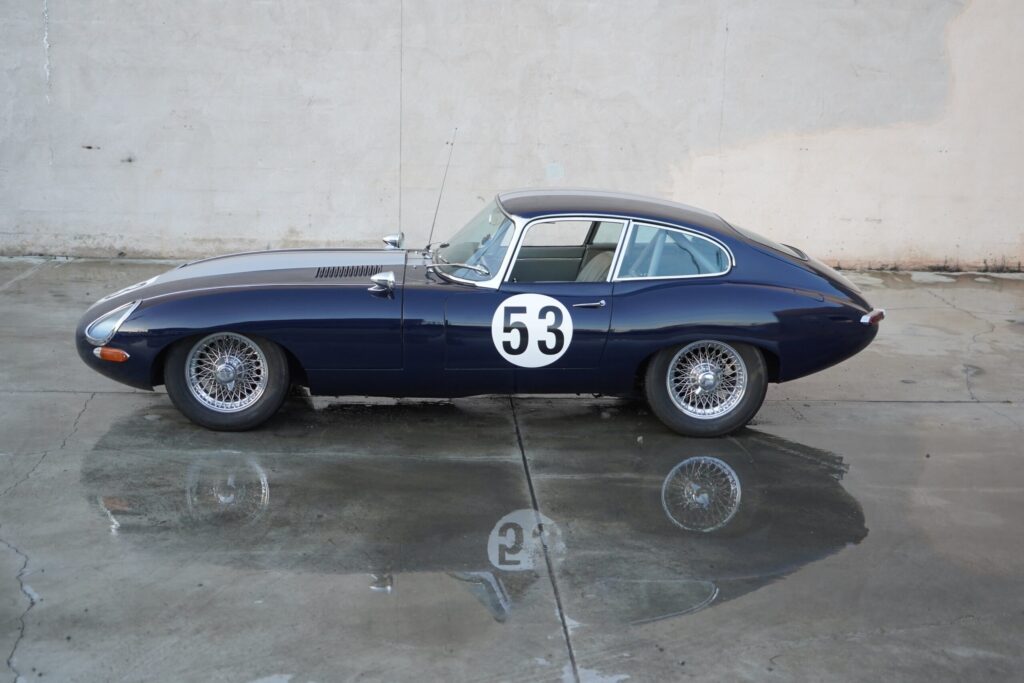 1967 Jaguar XKE Coupe #34054 | Exterior View 45