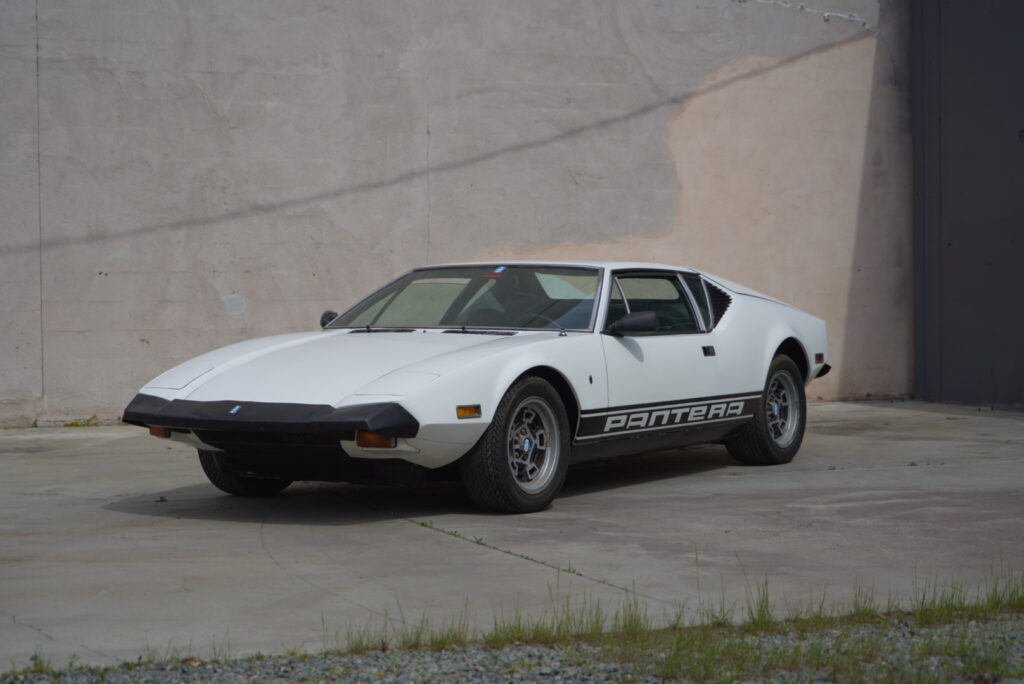 1973 De Tomaso Pantera #4392 | Exterior View 3