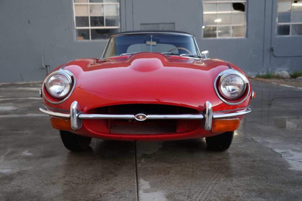 1969 Jaguar XKE Roadster #1R7437 | Exterior View 28