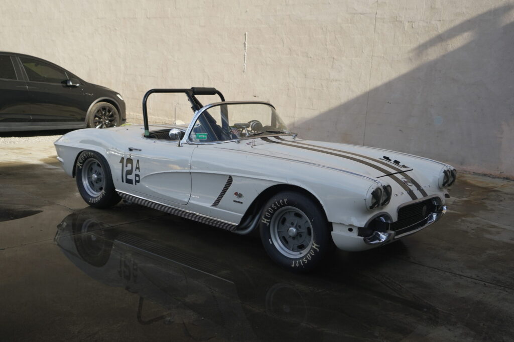 1962 Fuel Injected Corvette #106315 | Exterior View 43