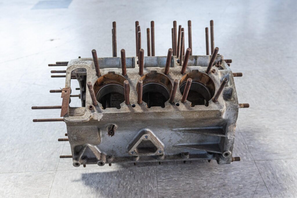 1965 Ferrari 206 SP engine block #23110 | Exterior View 5