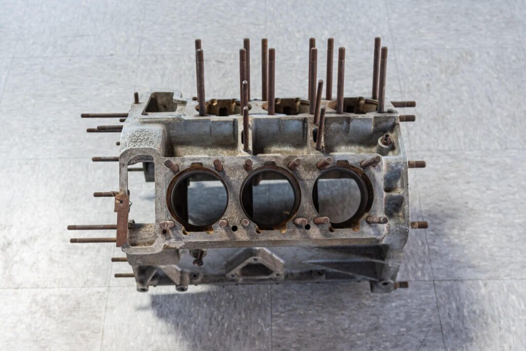 1965 Ferrari 206 SP engine block #23110 | Exterior View 2