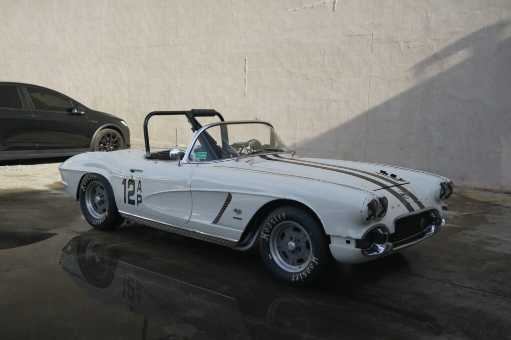 1962 Fuel Injected Corvette #106315 | Exterior View 44