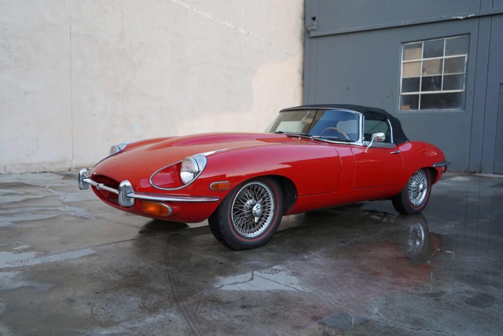 1969 Jaguar XKE Roadster #1R7437 | Exterior View 30