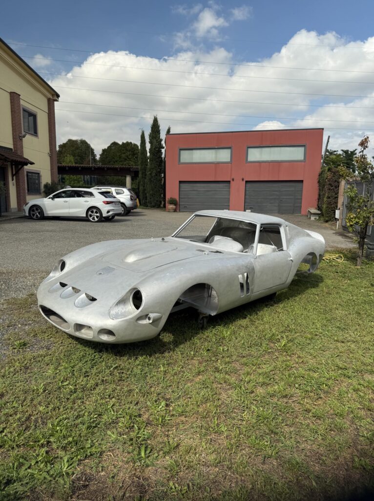 250 GTO Series I alloy body by Stefano Allegretti | Exterior View 37