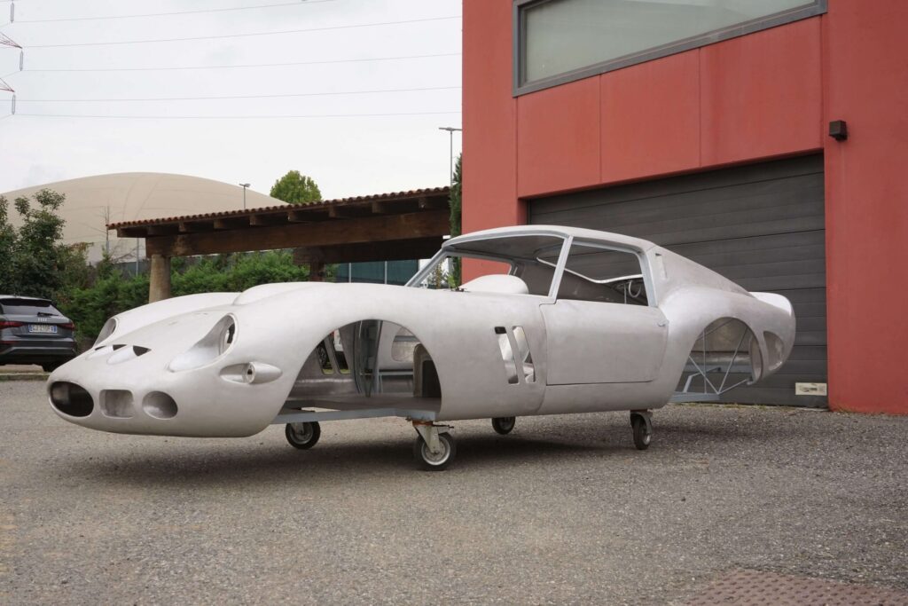 250 GTO Series I alloy body by Stefano Allegretti | Exterior View 20