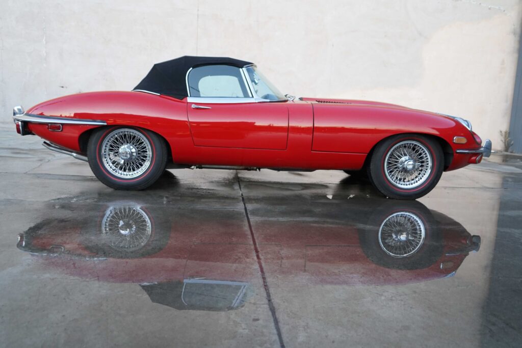1969 Jaguar XKE Roadster #1R7437 | Exterior View 36