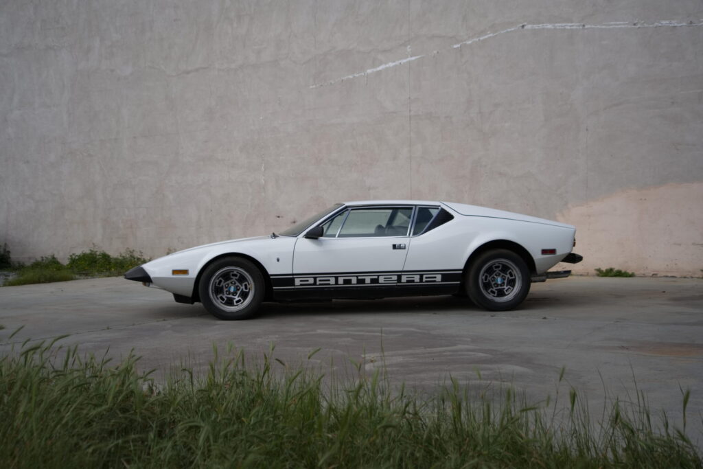 1973 De Tomaso Pantera #4392 | Exterior View 4