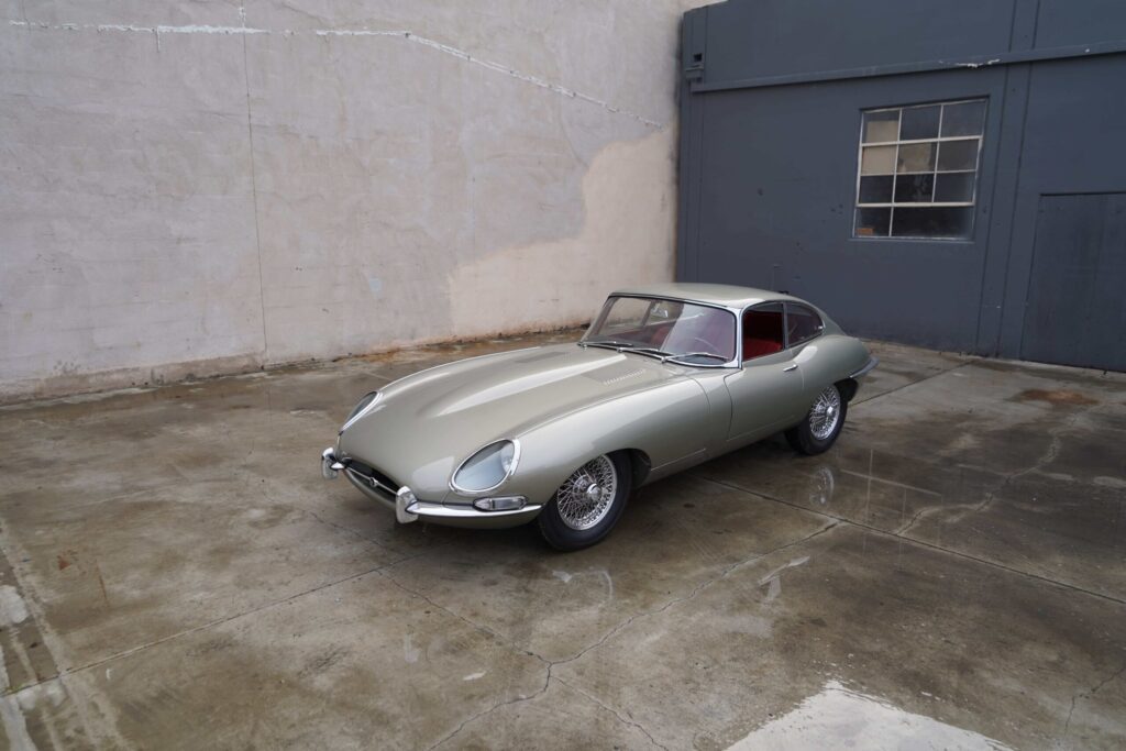 1965 Jaguar XKE Coupe #31588 | Exterior View 33