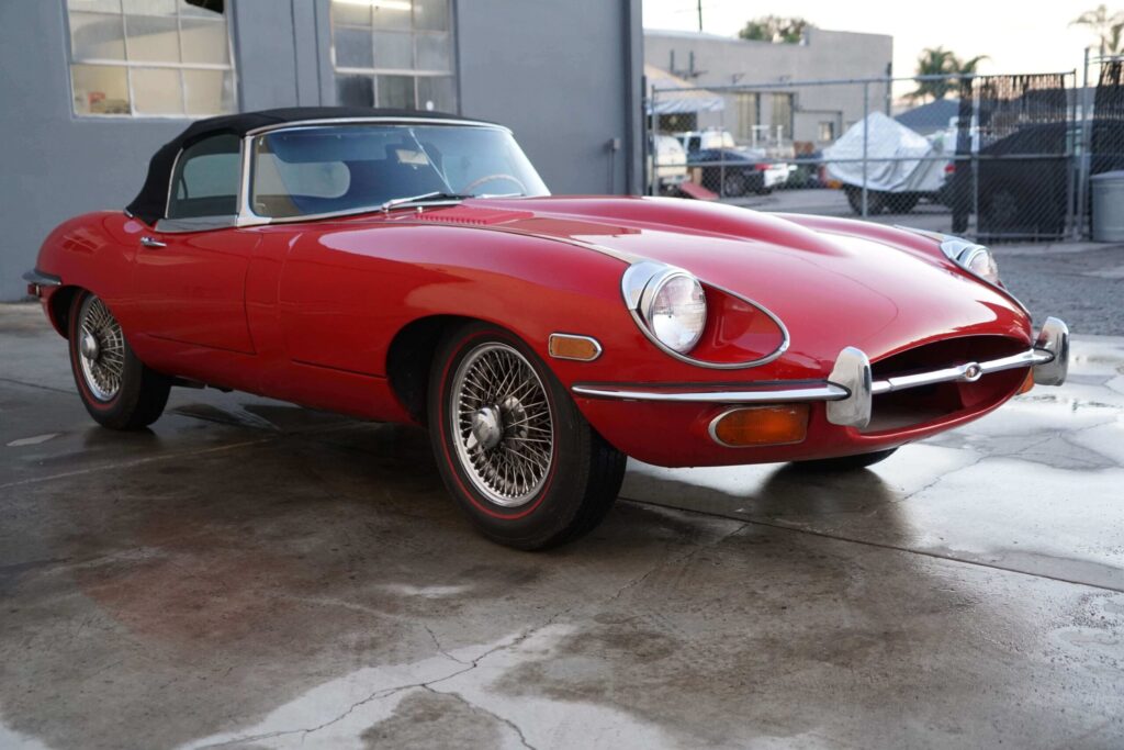 1969 Jaguar XKE Roadster #1R7437 | Exterior View 38