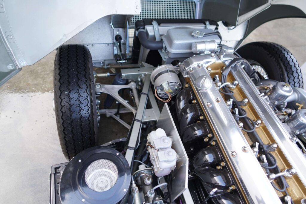 1965 Jaguar XKE Coupe #31588 | Exterior View 60