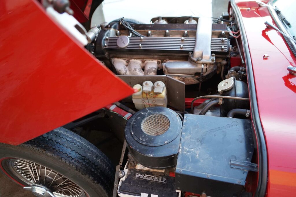 1969 Jaguar XKE Roadster #1R7437 | Exterior View 41