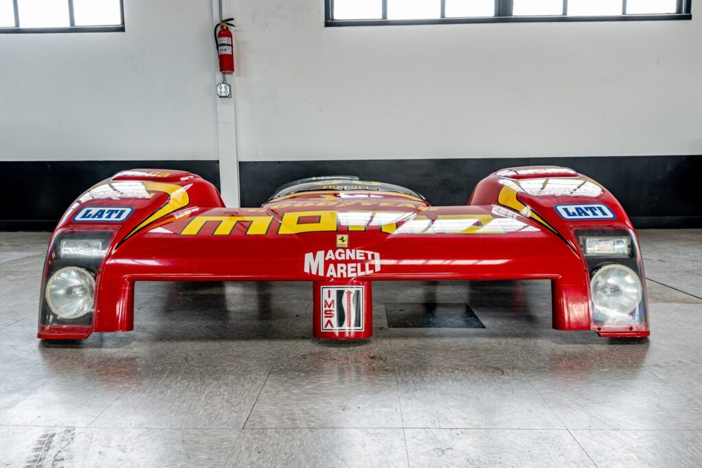 original spare nose from ferrari 333 SP #06 | Exterior View 2