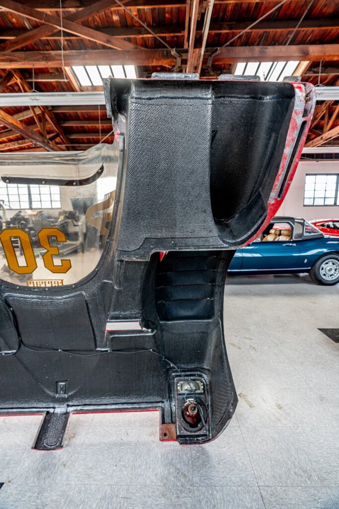 original spare nose from ferrari 333 SP #06 | Exterior View 14