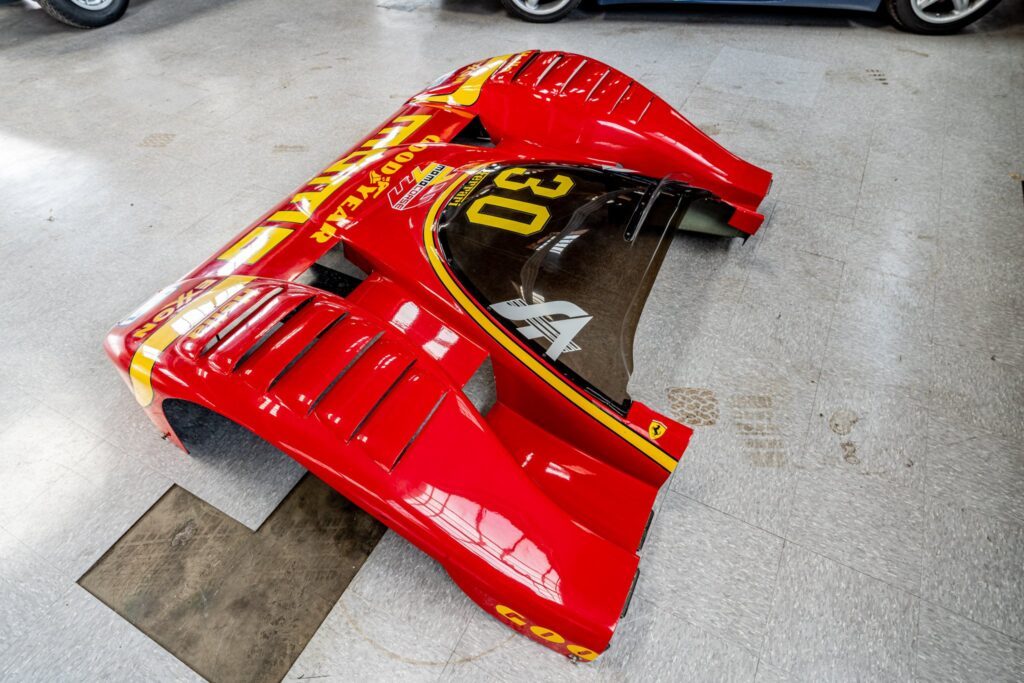 original spare nose from ferrari 333 SP #06 | Exterior View 8