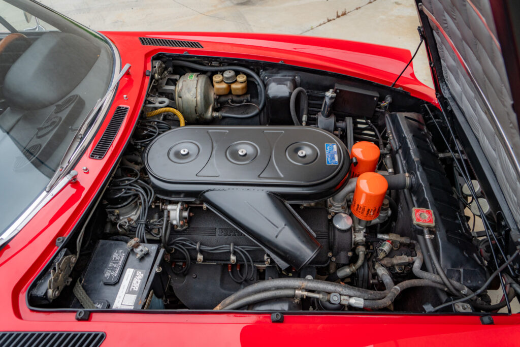 1970 Ferrari 365 GT 2+2 #13049 | Exterior View 32