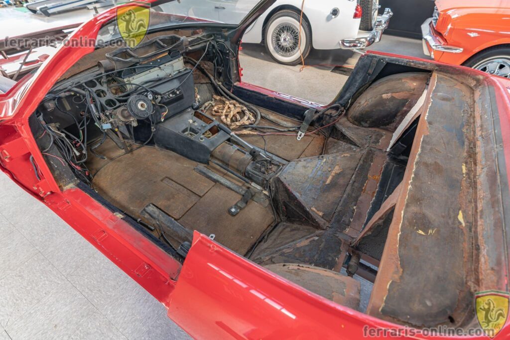Barn Find 1973 Ferrari 365 GTS/4 (Daytona Spyder) #17041 | Exterior View 7