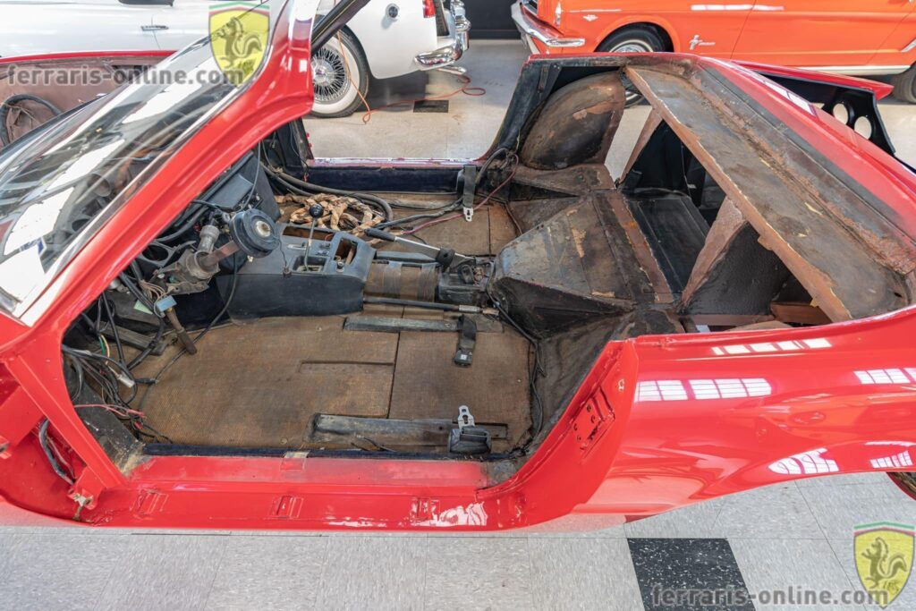 Barn Find 1973 Ferrari 365 GTS/4 (Daytona Spyder) #17041 | Exterior View 8