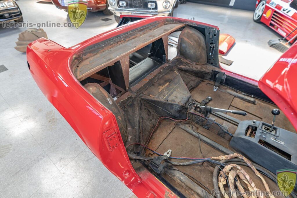 Barn Find 1973 Ferrari 365 GTS/4 (Daytona Spyder) #17041 | Exterior View 10