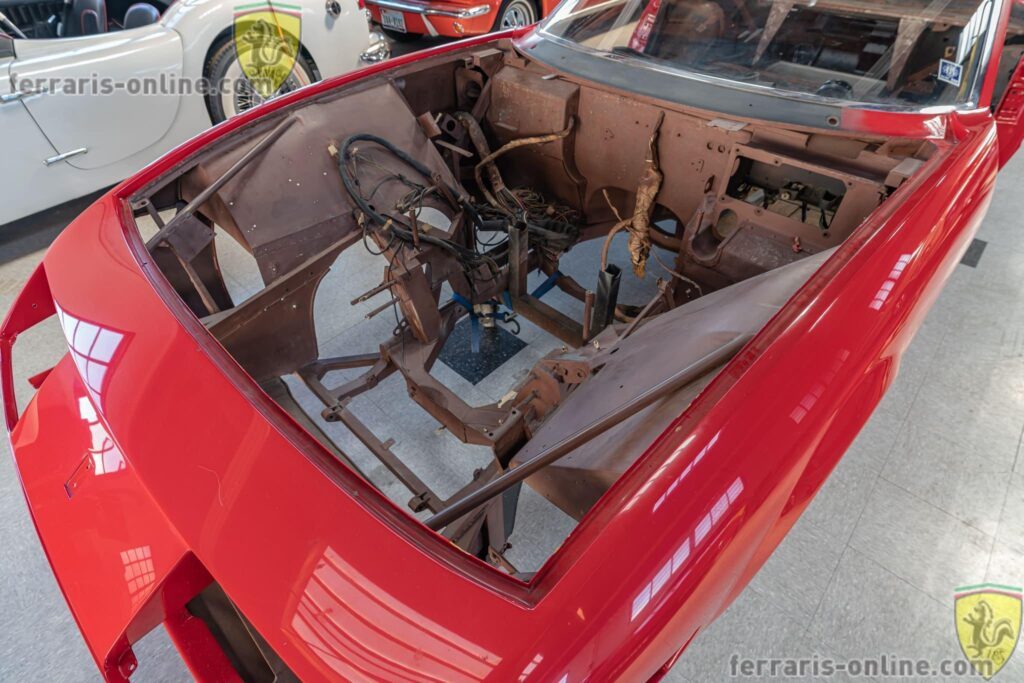 Barn Find 1973 Ferrari 365 GTS/4 (Daytona Spyder) #17041 | Exterior View 2