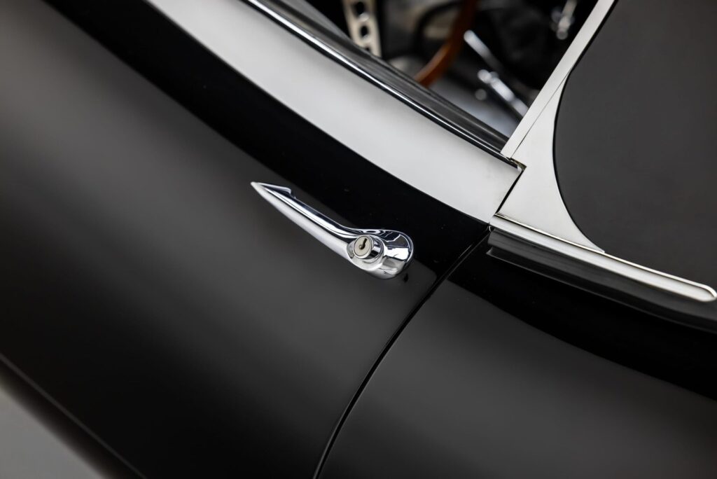 1963 Jaguar XKE #879594 | Exterior View 70