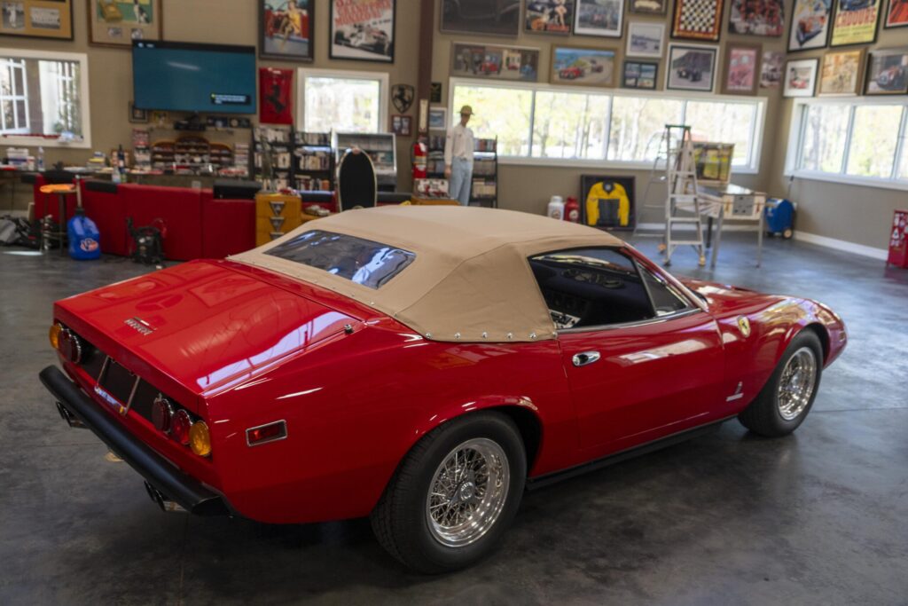 1972 Ferrari 365GTC/4 Convertible | Exterior View 57