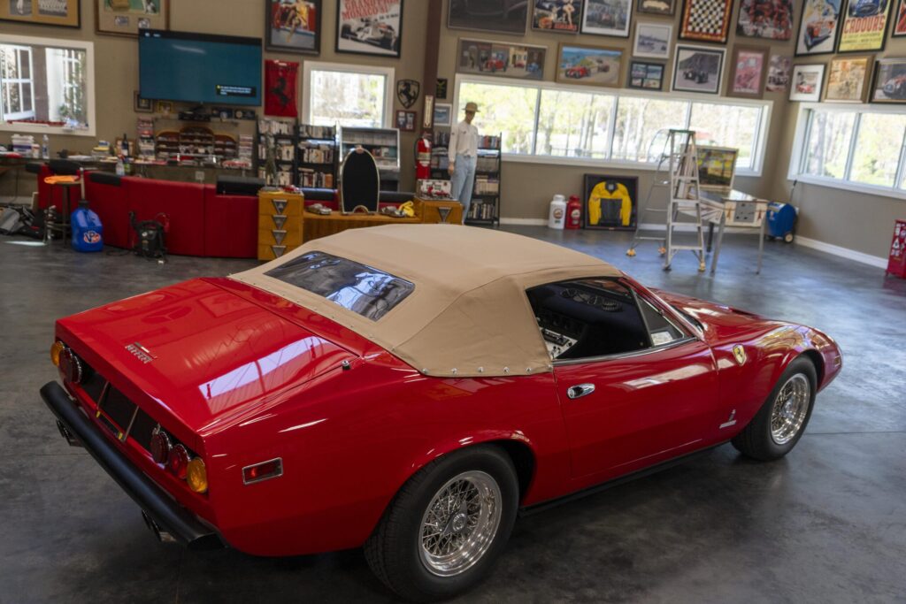 1972 Ferrari 365GTC/4 Convertible | Exterior View 58