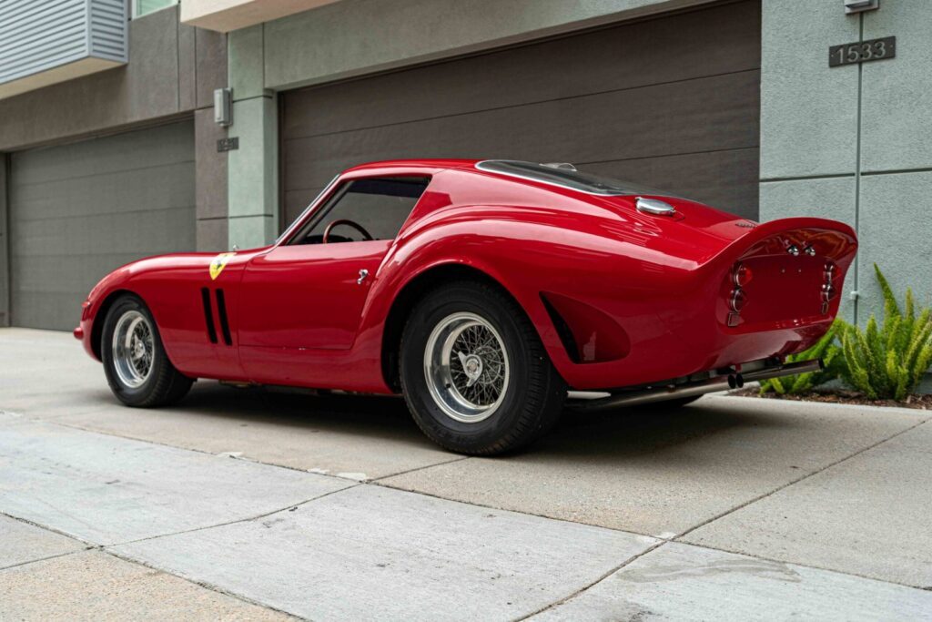 1965 Ferrari 330 GTO “Recreation” #6689 GT | Exterior View 21
