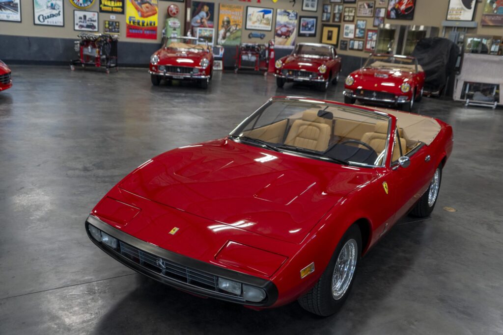 1972 Ferrari 365GTC/4 Convertible | Exterior View 20