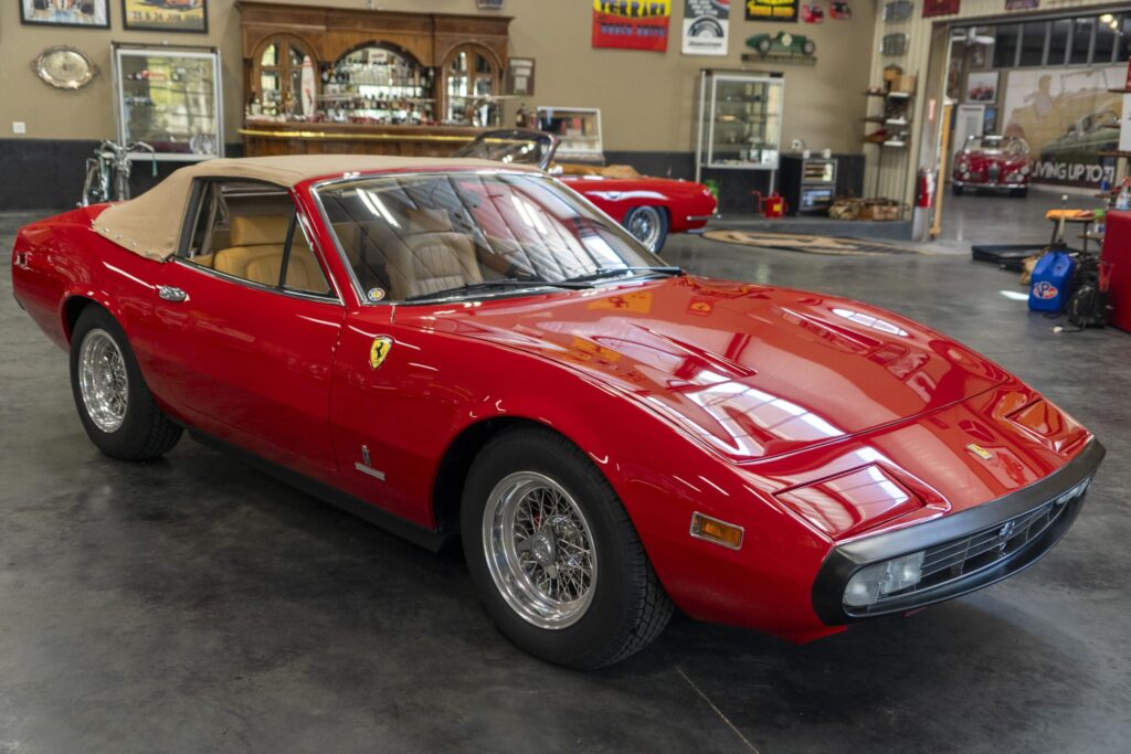 1972 Ferrari 365GTC/4 Convertible | Exterior View 65