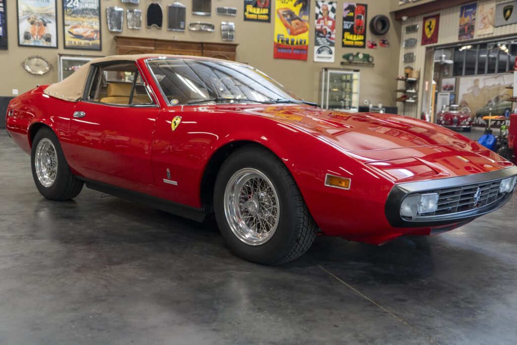 1972 Ferrari 365GTC/4 Convertible | Exterior View 66
