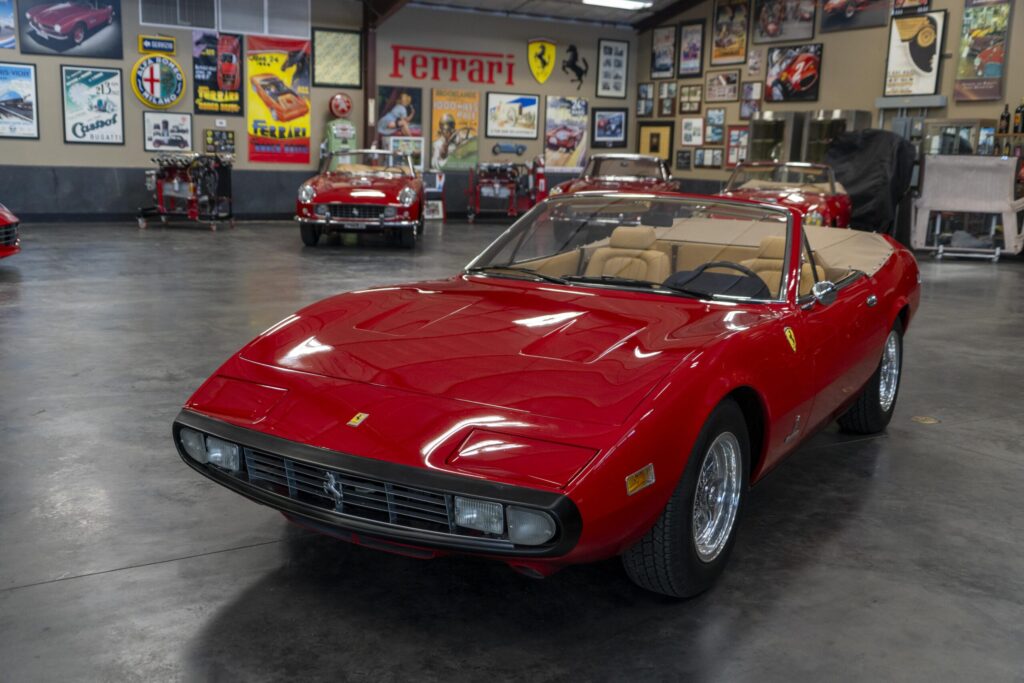 1972 Ferrari 365GTC/4 Convertible | Exterior View 21