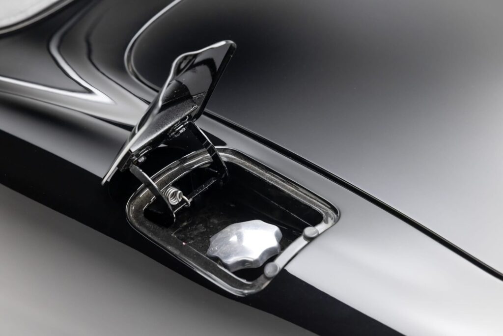 1963 Jaguar XKE #879594 | Exterior View 94